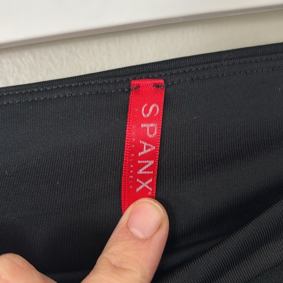 SPANX Black Camouflage Leggings - Size M - Picture 4 of 6